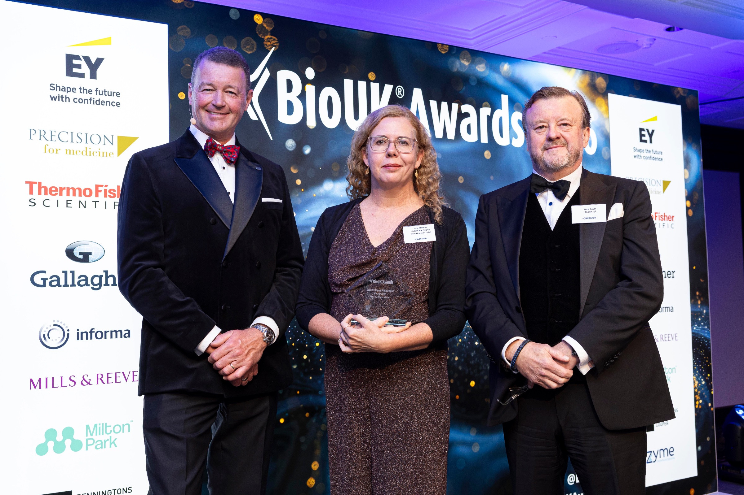 Dr Julie Stevens, Director of Operations at the OHC, accepted the award on Professor Wood’s behalf at the ceremony.